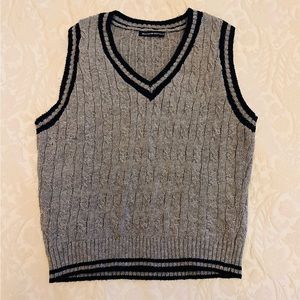 Brandy Melville Grey cable knit vest